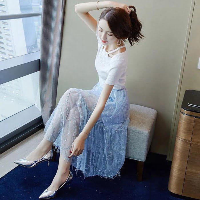 Chanel香奈兒 法國專櫃同步新款 2019爆款 時尚套裝 冰絲上衣 搭配亮片網紗半裙  xly1335